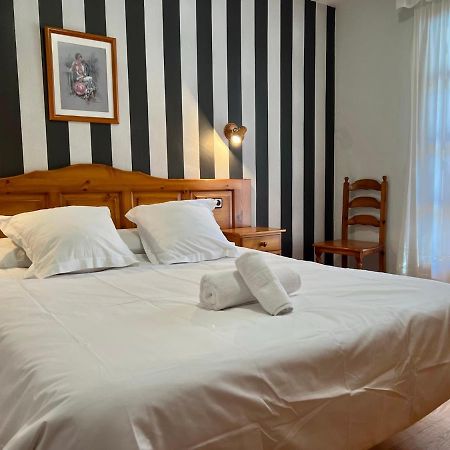 Hotel Eriste Zewnętrze zdjęcie