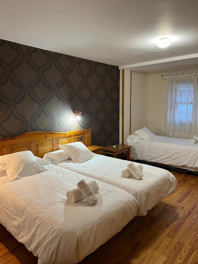 Hotel Eriste Zewnętrze zdjęcie